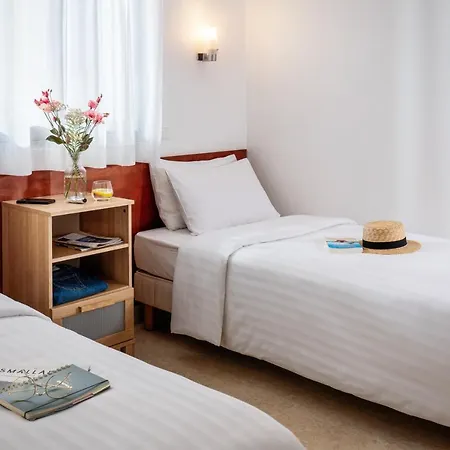 Résidences Les Jardins Et Terrasses De Rockroum Apartahotel 3*