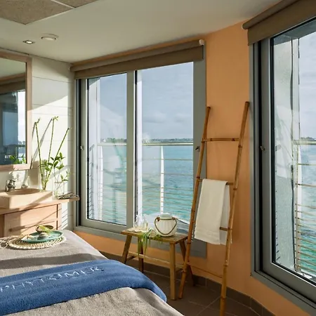 Résidences Les Jardins Et Terrasses De Rockroum Apartahotel
