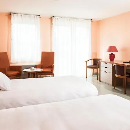 Apartahotel Résidences Les Jardins Et Terrasses De Rockroum 3*