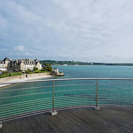 Residences Valdys Thalasso & De Rockroum 3*